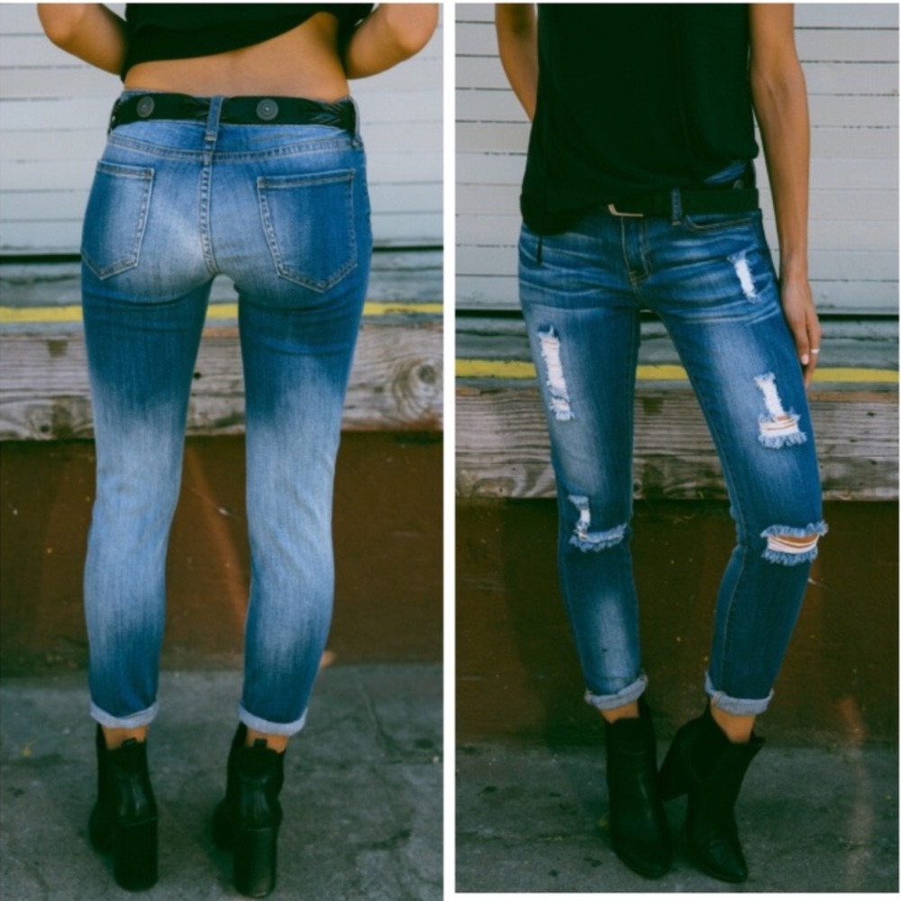 Last M then sold out!  Distressed Skinny Jeans - Picture 3 of 6